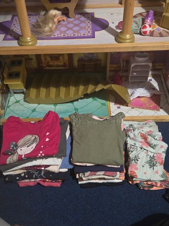 Lots fille 4-5  ans