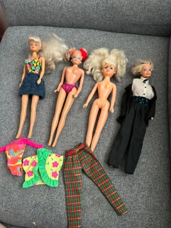 Lot Barbie
