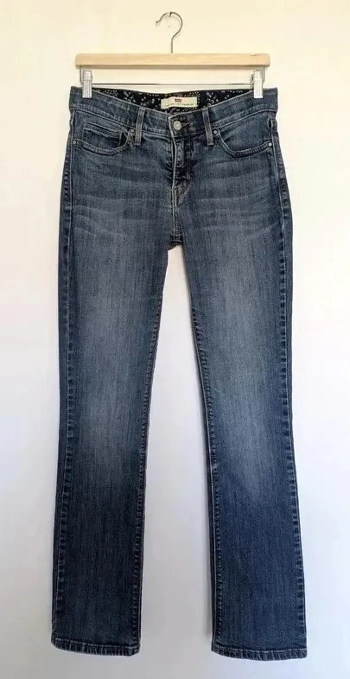 Jean Levi's - Perfect Waist 525 straight leg - taille 38 - photo numéro 1