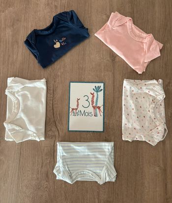 Lot 5 bodys manches longues