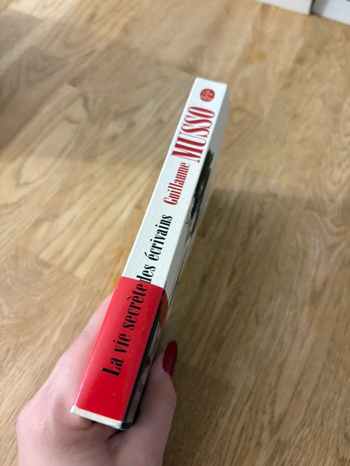Livre la vie secrète des écrivains - photo numéro 3