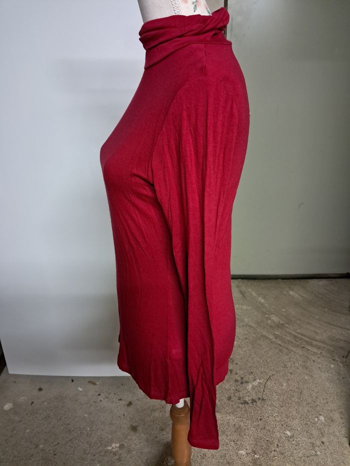 Sous pull rouge . - photo numéro 3