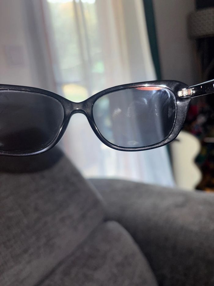 Lunette de soleil - photo numéro 9