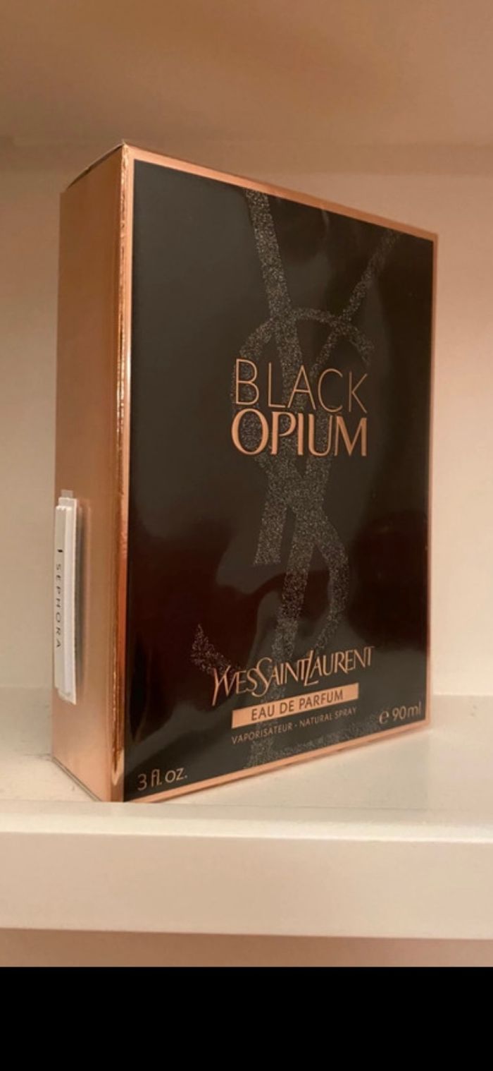 Parfum black opium Yves saint Laurent