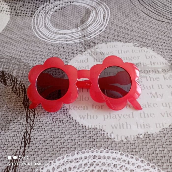 Lunette de soleil bébé