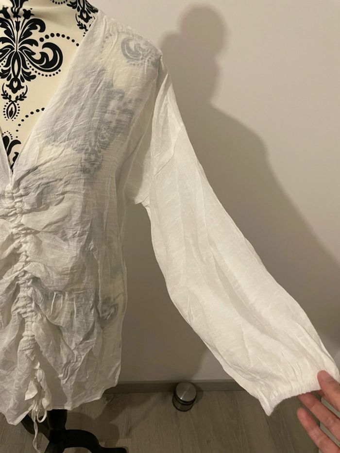 Blouse tunique blanc col V fluide fronce devant neuf taille 36 - photo numéro 2
