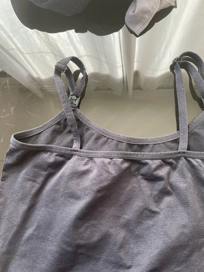 Joli débardeur noir en taille M - photo numéro 5