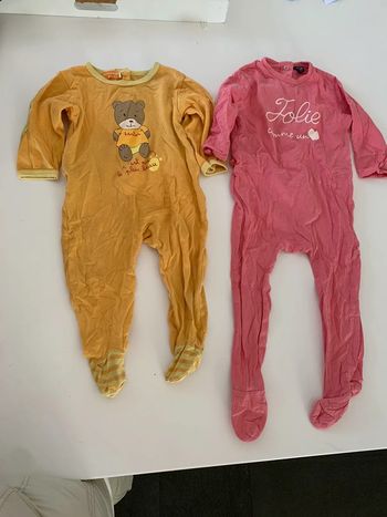 Lot deux pyjamas 18 mois
