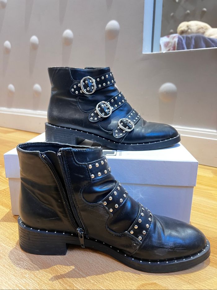Bottines à clou - photo numéro 2