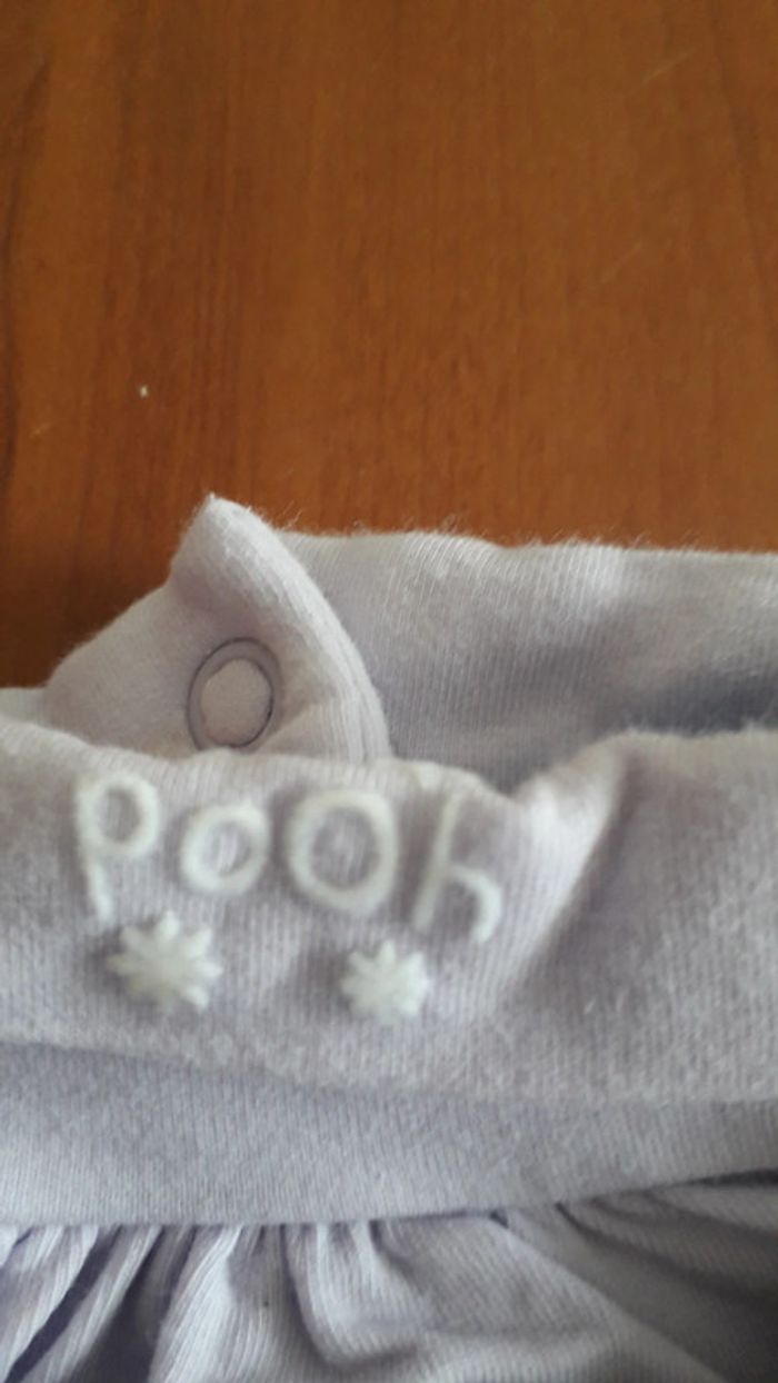 Lot robe Disney 9 mois - photo numéro 5