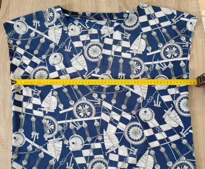 Robe motifs marins bleue et blanche Taille 42 - photo numéro 6