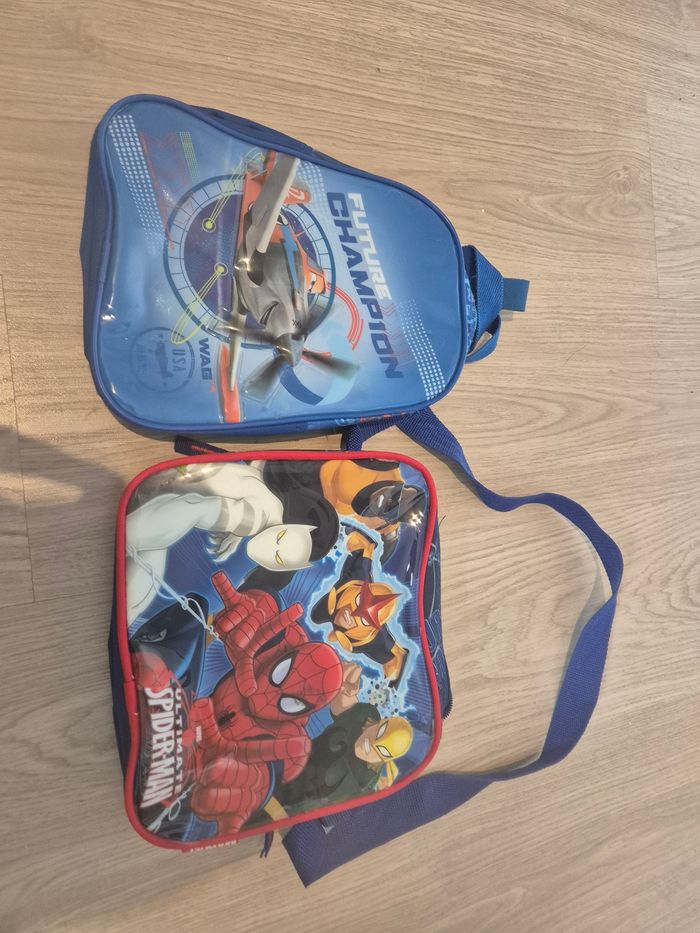 2 sacs à dos