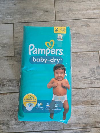 Couches Pampers Taille 2