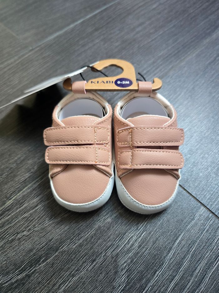 Baskets bébé fille - photo numéro 1