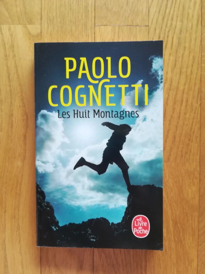 Livre NEUF "Les huit montagnes" - V92B