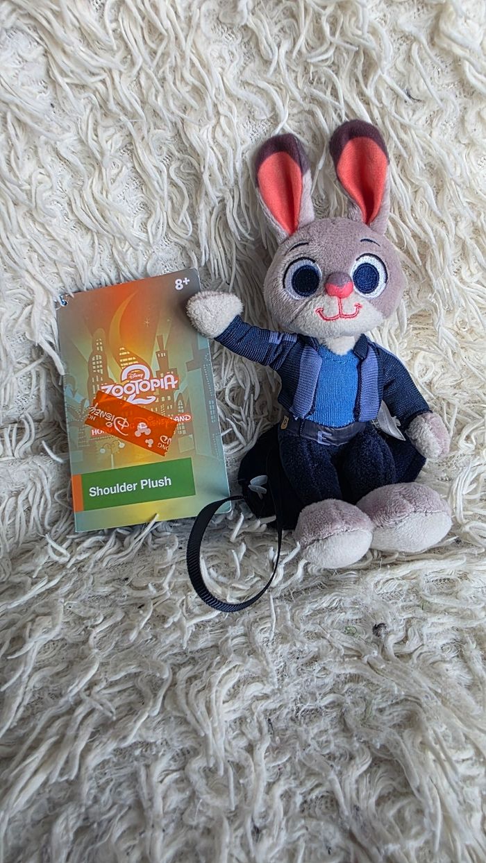 Peluche d'épaule disney aimanté judy zootopie hong kong - disneyland paris - disney store
