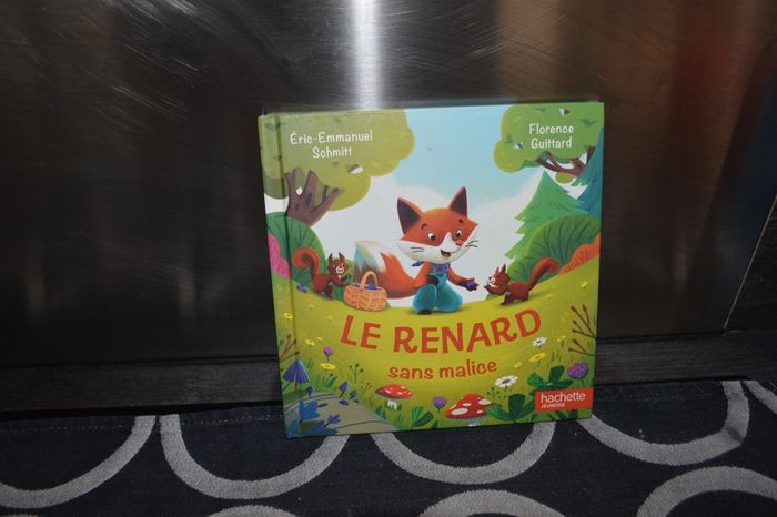 Livre Mac Donald Happy Meal Le renard sans malice