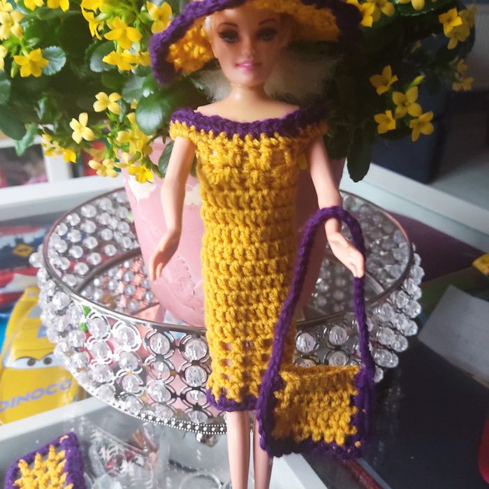 Vêtements pour Barbie 2 €. - photo numéro 5