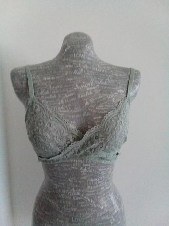 Très joli soutien gorge taille 38