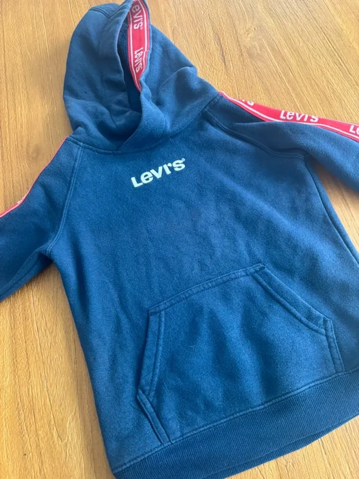 Sweat levis - photo numéro 2