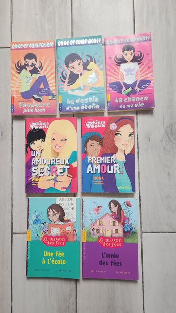Lot de 7 livres pour enfants. 