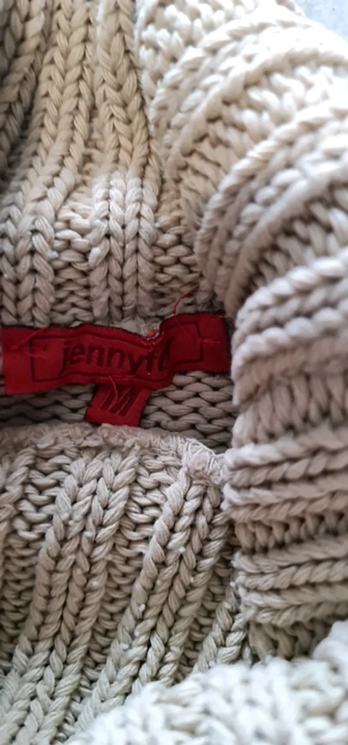 Pull Jennyfer - photo numéro 3