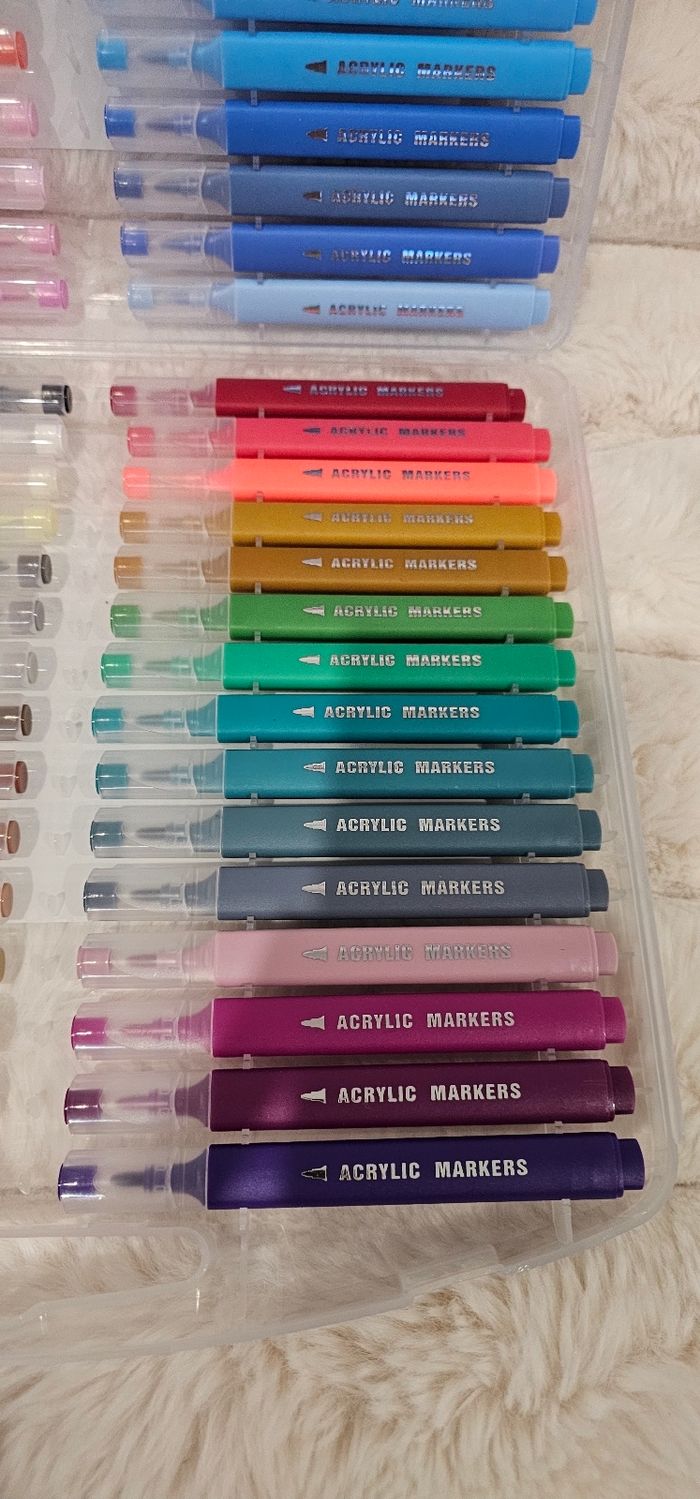 Coffret de 60 marqueurs acrylique neufs - photo numéro 4