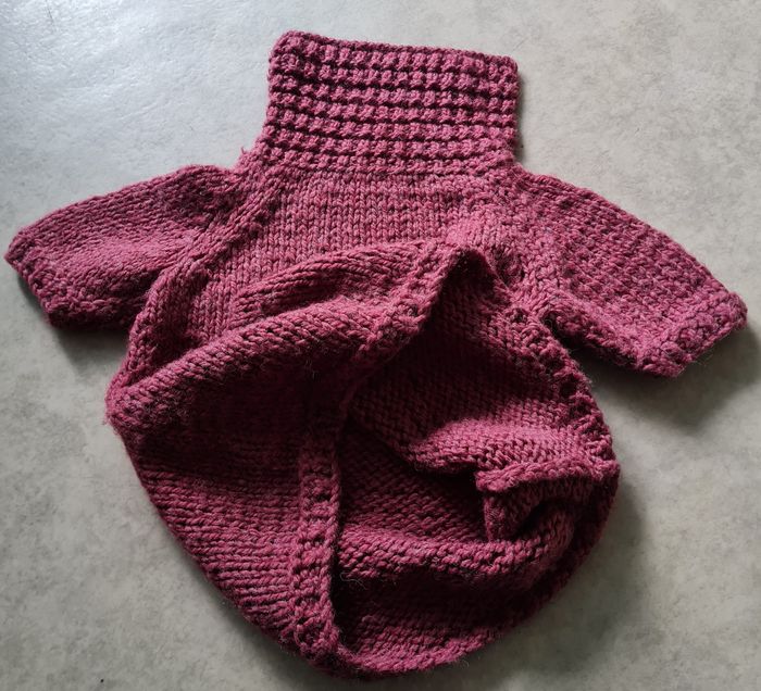 pull hiver bordeaux violet fait main fille 3 ans - photo numéro 7