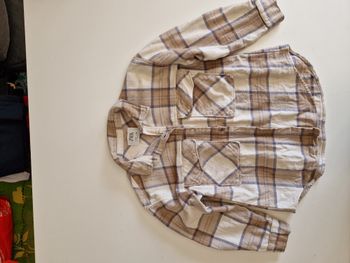 chemise à carreaux fille 8/9 ans