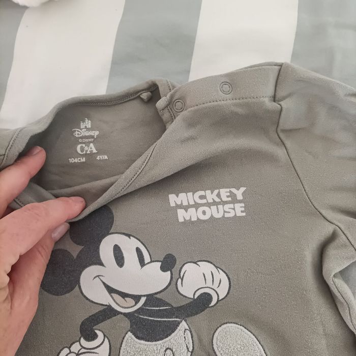 Lot de 2 pyjamas Mickey Disney C&A Taille 4 ans - photo numéro 2