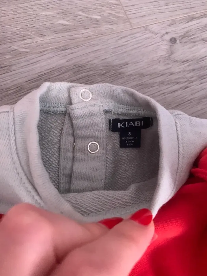Lot de 4 sweats bébé en 3 mois - photo numéro 5