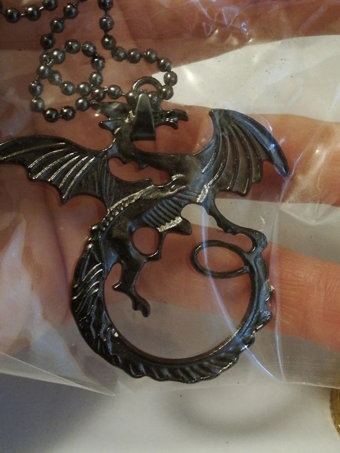Sublime collier mixte neuf emballé dragon