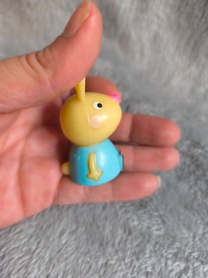 Figurine Peppa pig - photo numéro 2