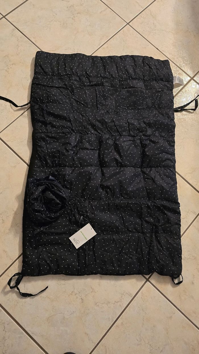 Neuf (non servi)🏷🤩🥰 couverture reversible poussette universelle 🥰🤩