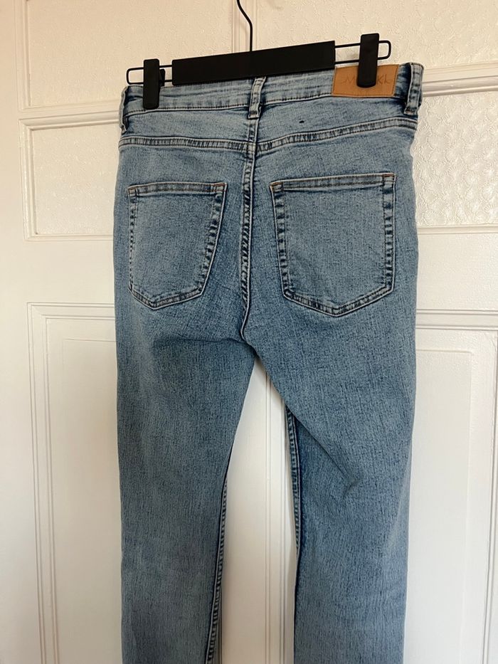 Jean monki bleu taille 27 / 36 - photo numéro 5