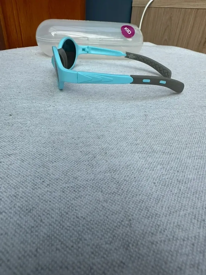 Lunette de soleil bébé Aubert bleu ciel - photo numéro 10