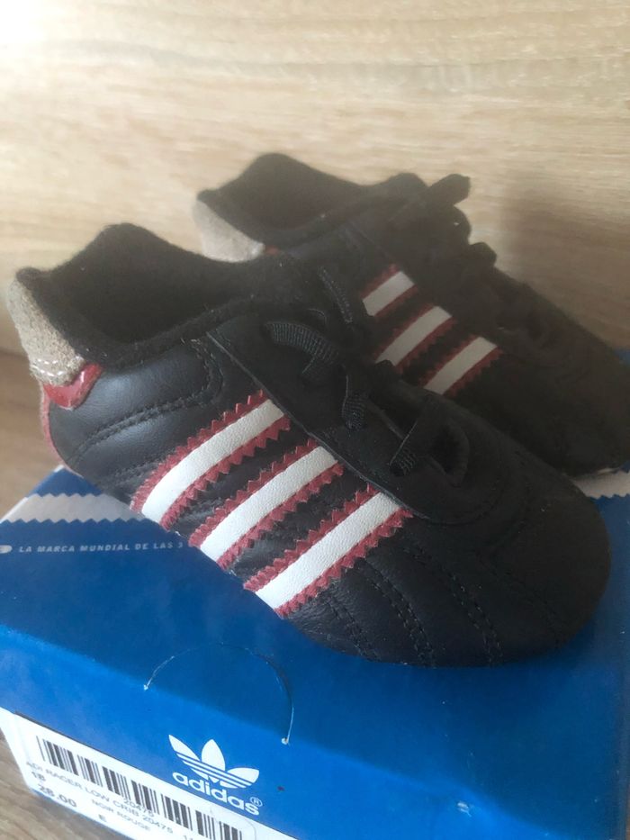 Basket adidas 18 unisexe. - photo numéro 3
