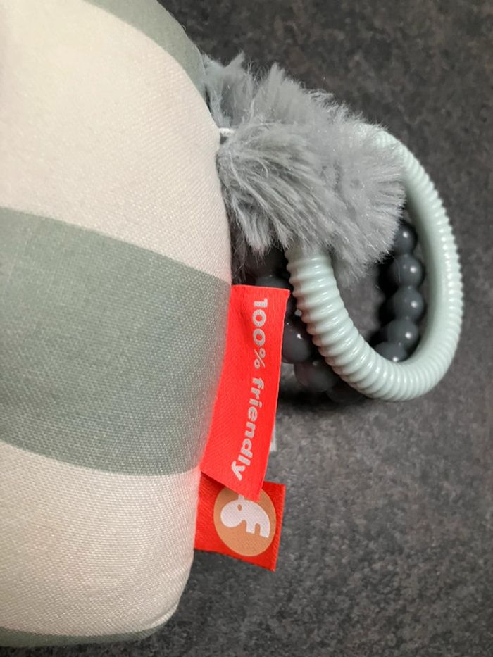 Jeux jouets d éveil éléphant - photo numéro 2