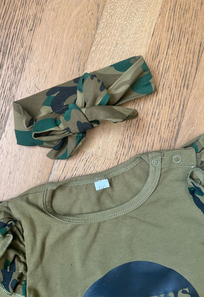 Combinaison kaki + bandeau camouflage  24 mois - photo numéro 3