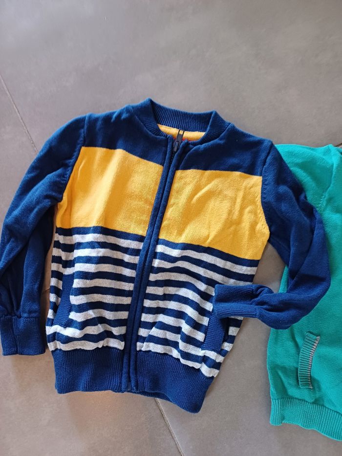 Lot de 2 gilets 3 ans - photo numéro 3
