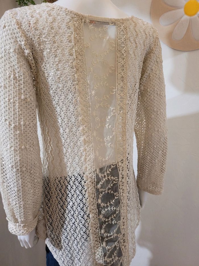 Haut dos dentelles - photo numéro 8