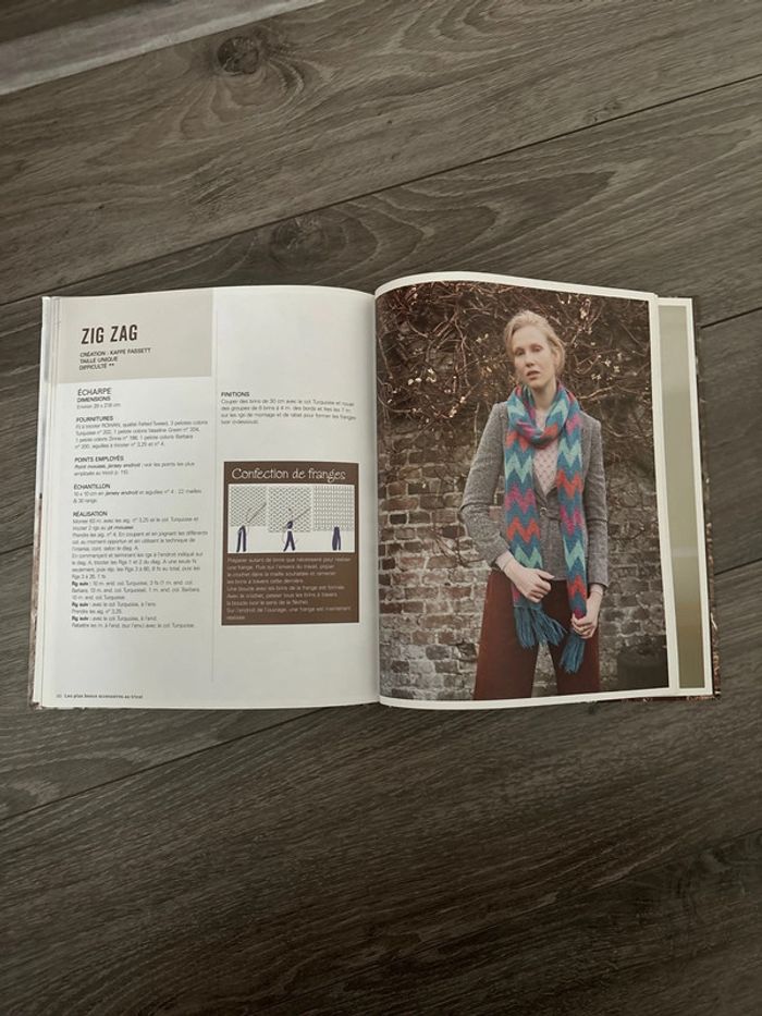 Livre de tricot Les plus beaux Accessoires au tricot - photo numéro 3