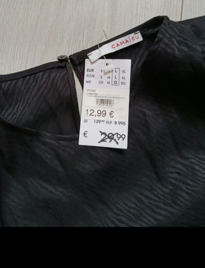 Robe tunique neuve - photo numéro 2