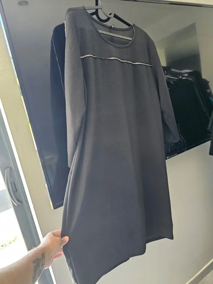 Robe noir/ tee shirt long /tunique noir 46/48 femme - photo numéro 7