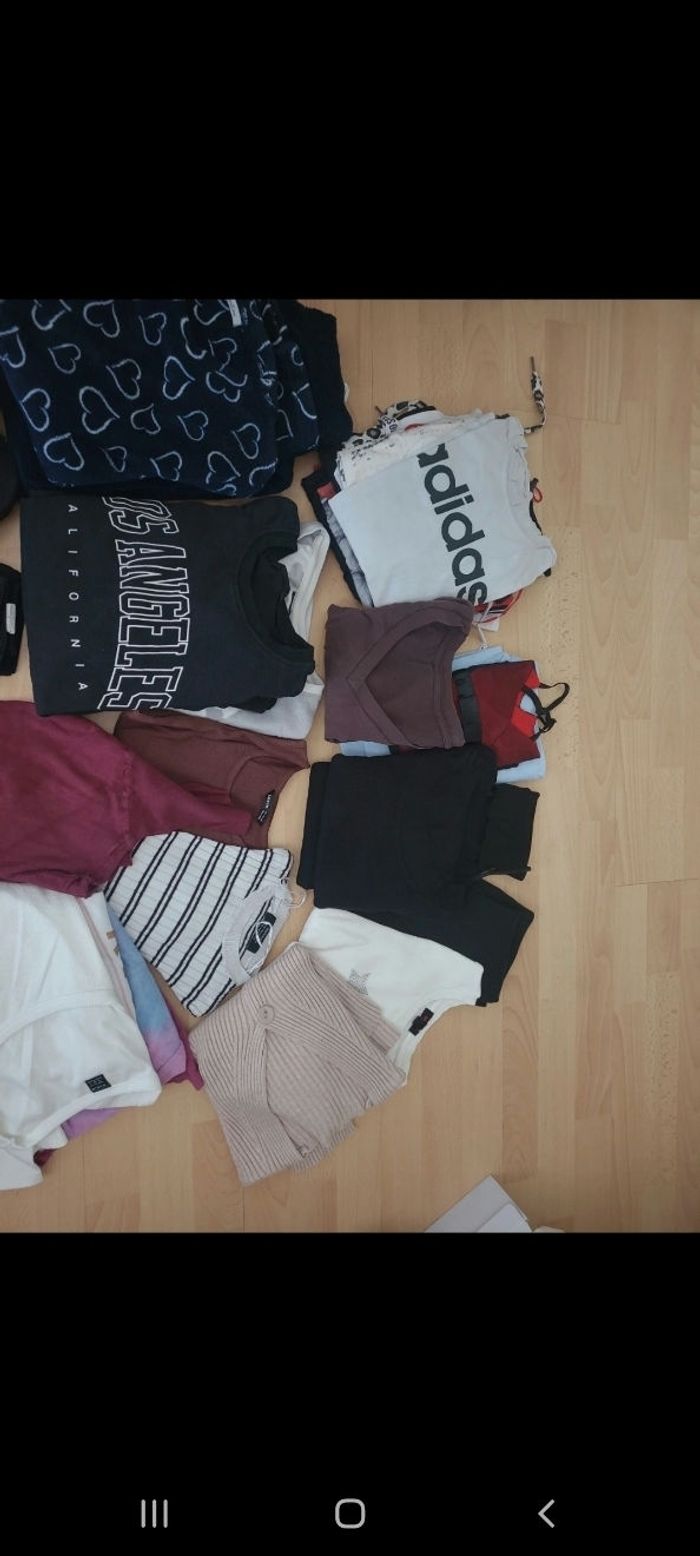 Lot de vêtements taille S - photo numéro 4