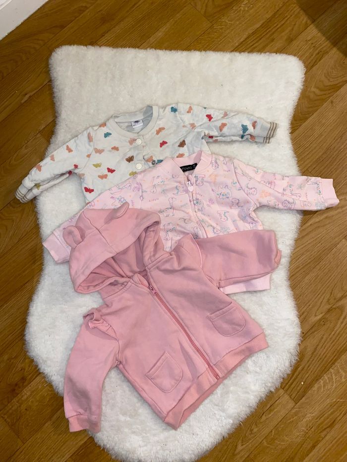 Lot 3 vestes + 1 Menteau/ & cape - photo numéro 2