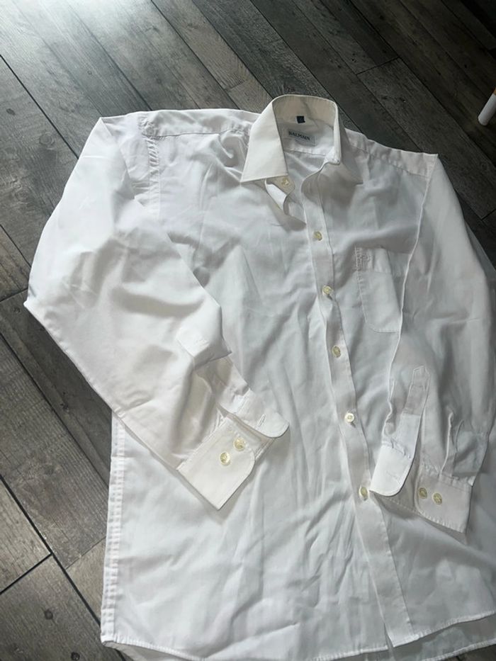 Chemise jamais mise - photo numéro 3
