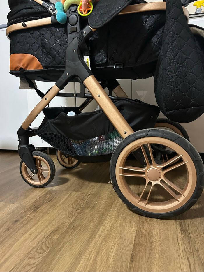 La pousette  déjà utiliser