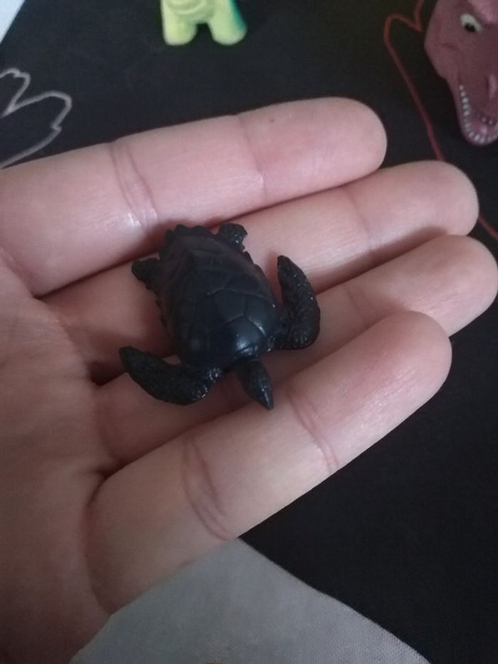 Lot de jouets et figurines pour enfant - photo numéro 3