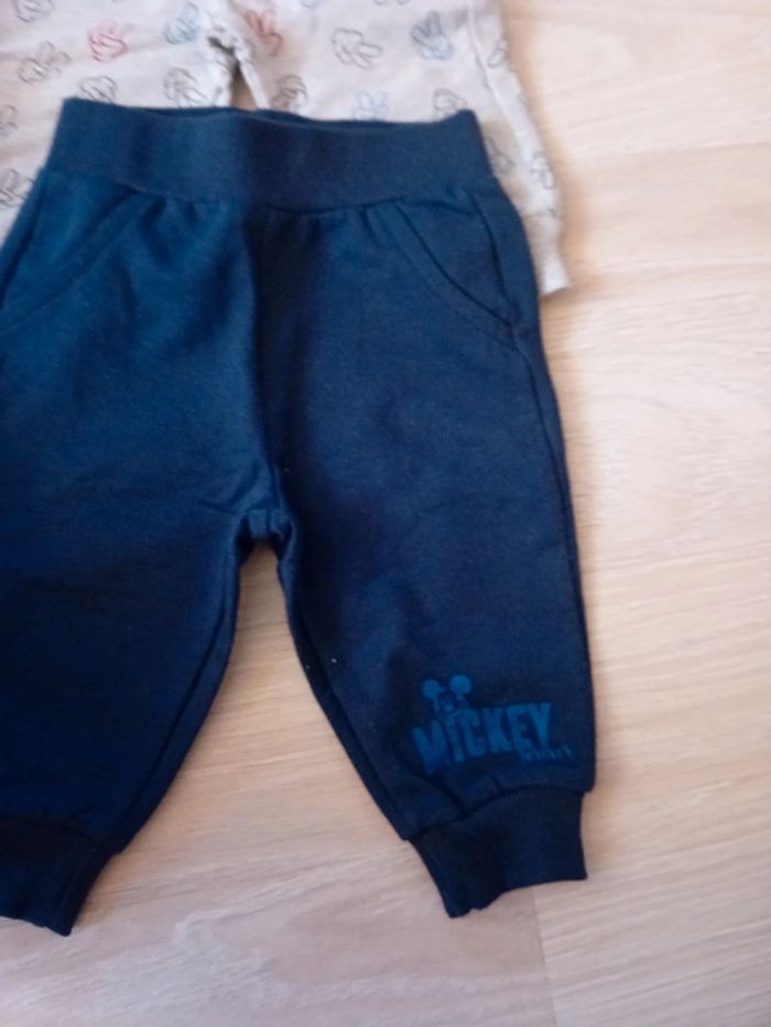 Pantalons jogging 6 mois - photo numéro 3
